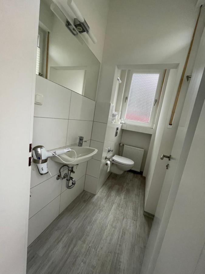 Moderne Und Gemuetliches Appartement Im Eg Mit Eigenem Zugang In Guter Wohnlage Мильгейм-на-Руре Экстерьер фото